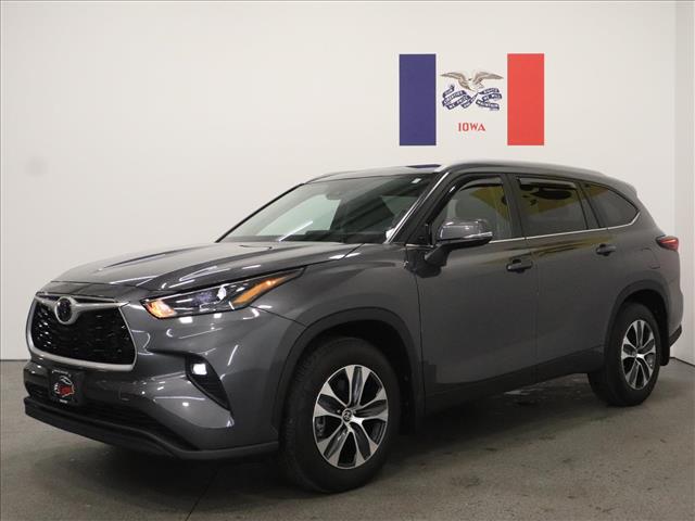 2024 Toyota Highlander XLE:D13429