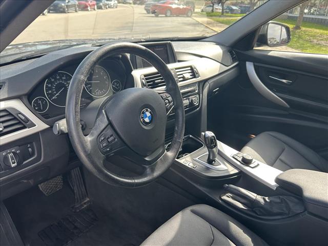 2018 BMW 3 Series 320i xDrive:D13657