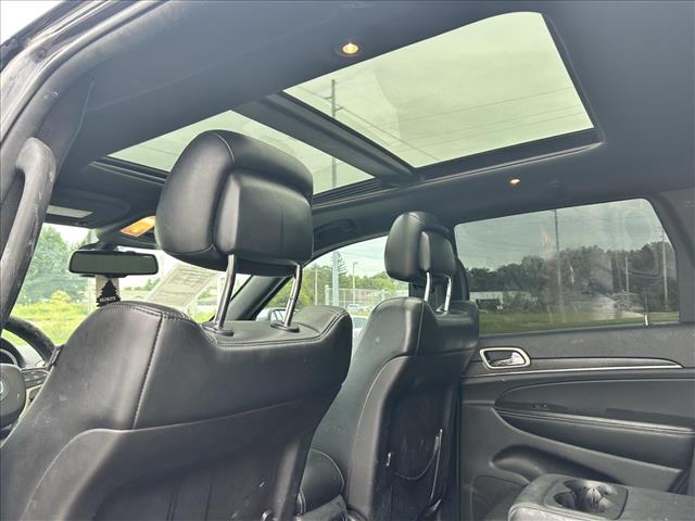 2016 Jeep Grand Cherokee Limited:D13784A