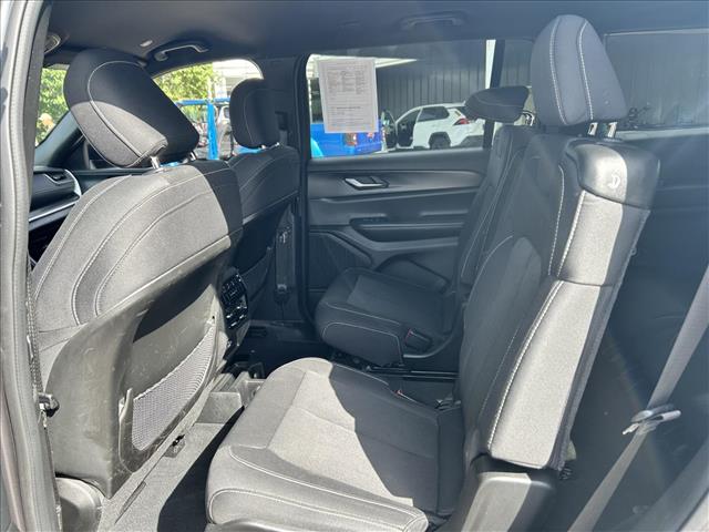 2024 Jeep Grand Cherokee L Laredo:D13854