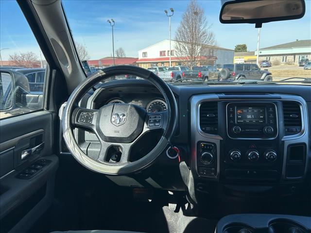 2016 RAM 1500 SLT:D13464A