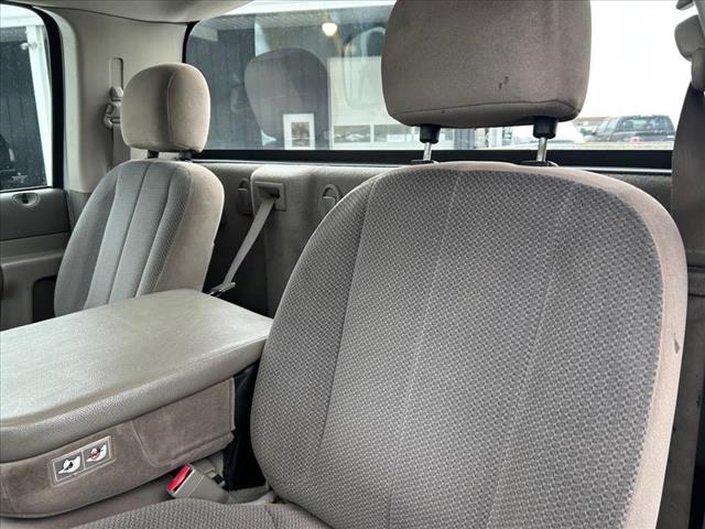 2004 Dodge Ram 1500:D13168A