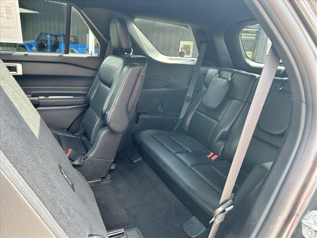 2020 Ford Explorer Limited:D13835
