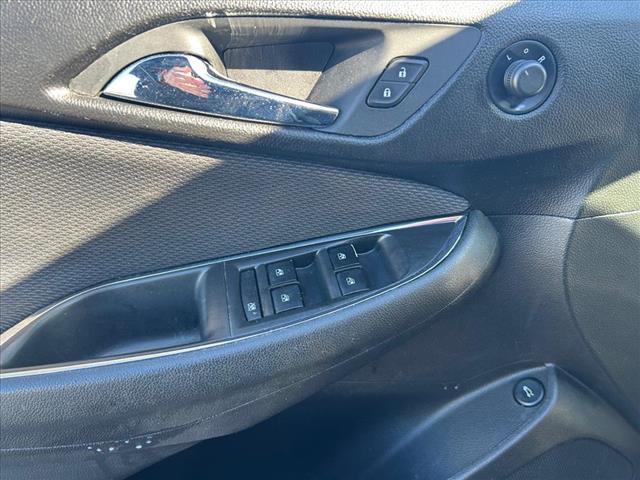 Photo of 2017 Chevrolet Cruze LT Auto in Iowa City, IA - 9,  2017 Chevrolet Cruze LT Auto:D13236