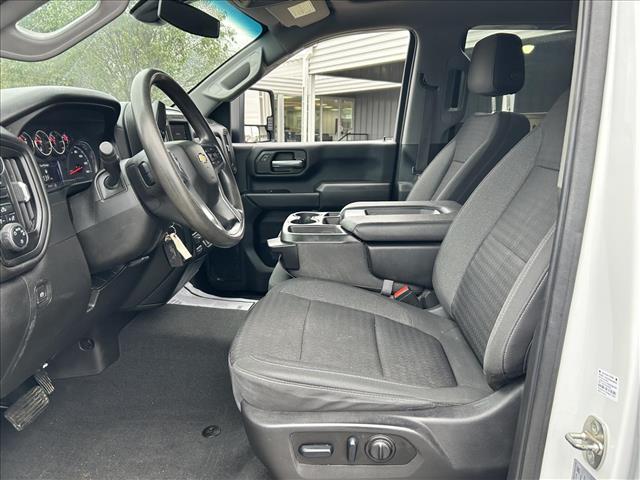 2022 Chevrolet Silverado 2500HD Custom:D14065