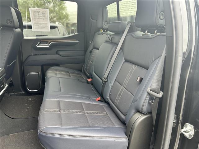 2022 Chevrolet Silverado 1500 High Country:D14091