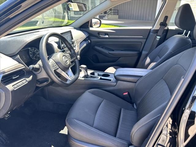 2025 Nissan Altima 2.5 SV:D13817