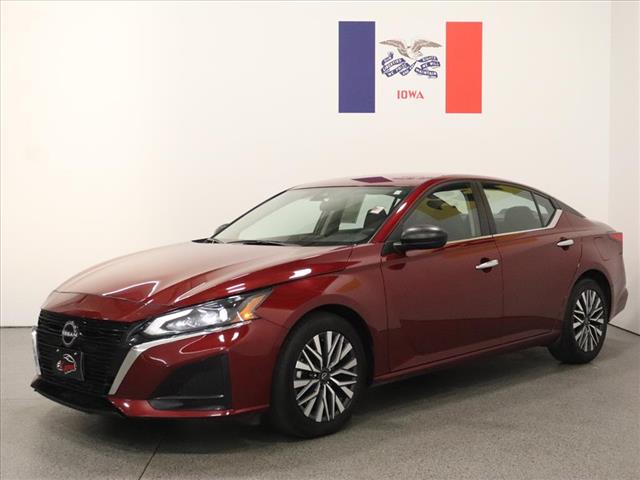 Photo of 2024 Nissan Altima 2.5 SV in Iowa City, IA - 9,  2024 Nissan Altima 2.5 SV:D13160