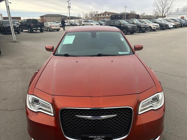 2021 Chrysler 300 Touring:D13583