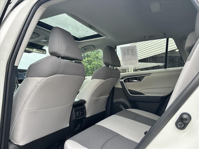 2022 Toyota RAV4 XLE:D13811