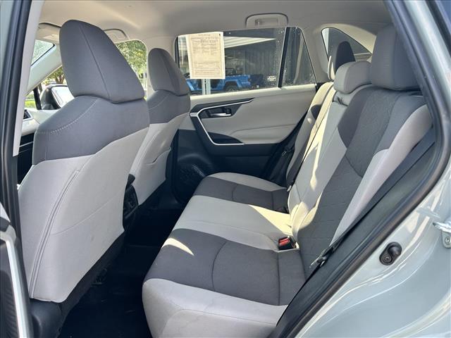 2022 Toyota RAV4 XLE:D13927