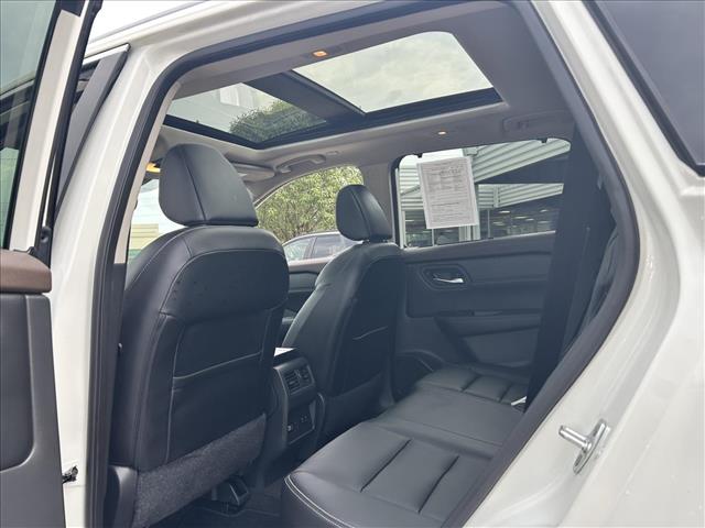 2022 Nissan Rogue SL:D13951