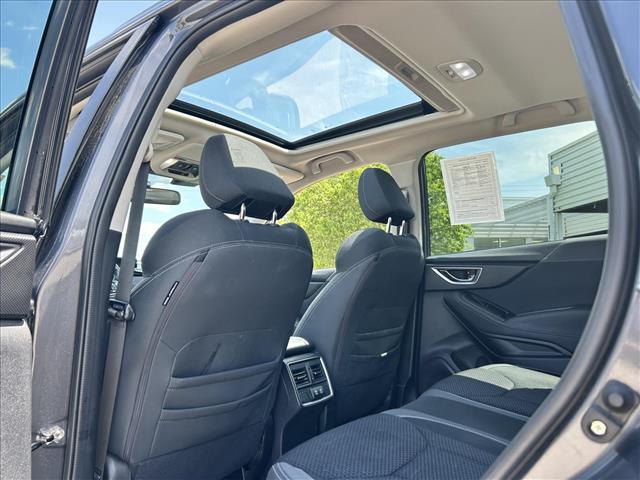 2023 Subaru Forester Premium:D13745