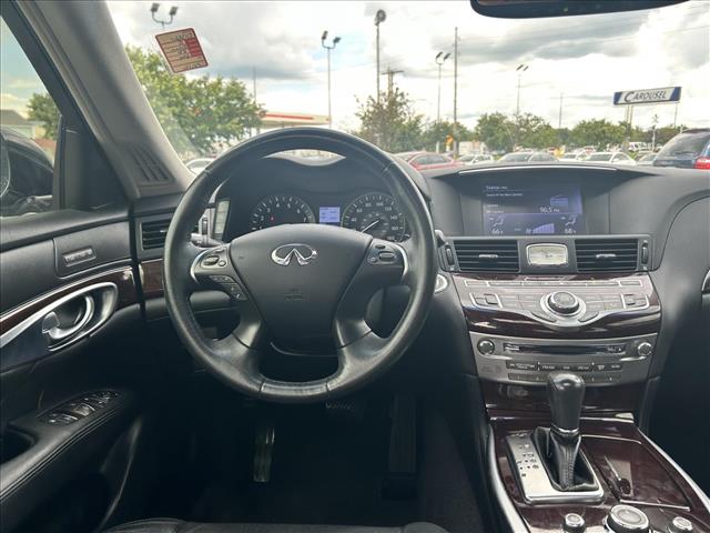 2015 INFINITI Q70 3.7:D13820