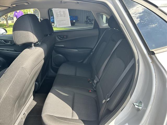 2022 Hyundai KONA SEL:D13852