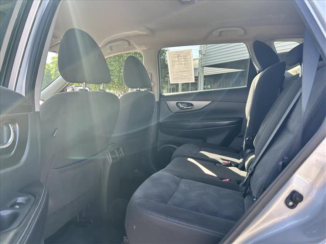 2016 Nissan Rogue SV:D13796
