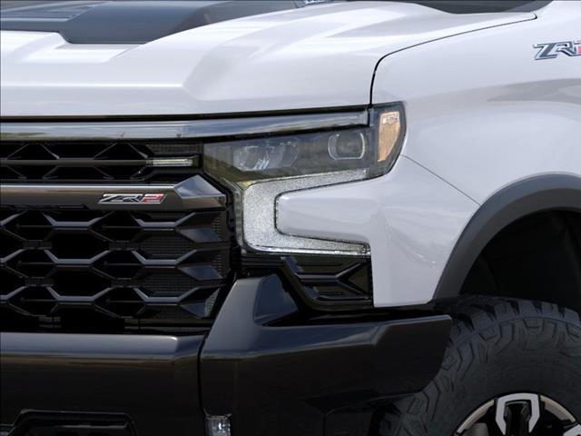 2025 Chevrolet Silverado 1500 ZR2 - Photo 10