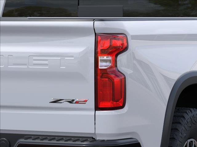 2025 Chevrolet Silverado 1500 ZR2 - Photo 11