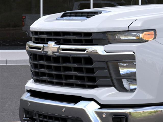 2025 Chevrolet Silverado 3500HD LT - Photo 13