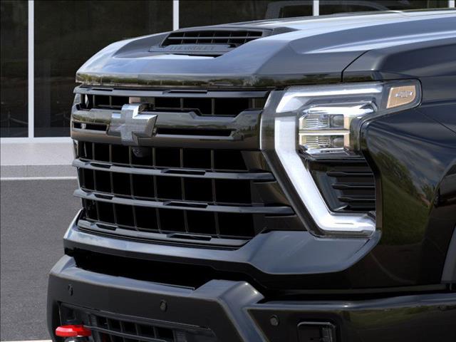 2025 Chevrolet Silverado 3500HD LTZ - Photo 13