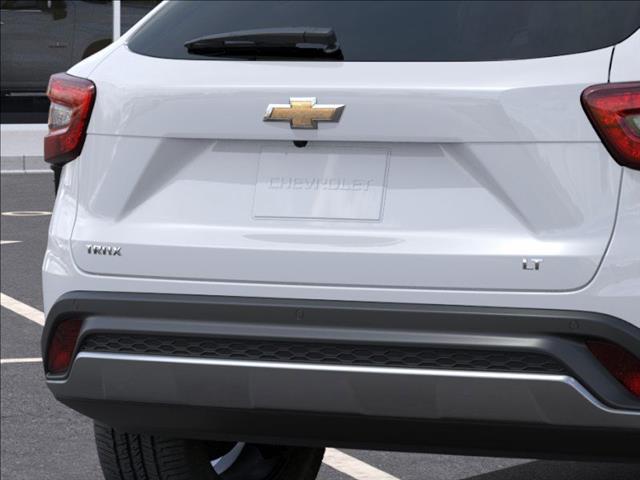 2025 Chevrolet Trax LT - Photo 14