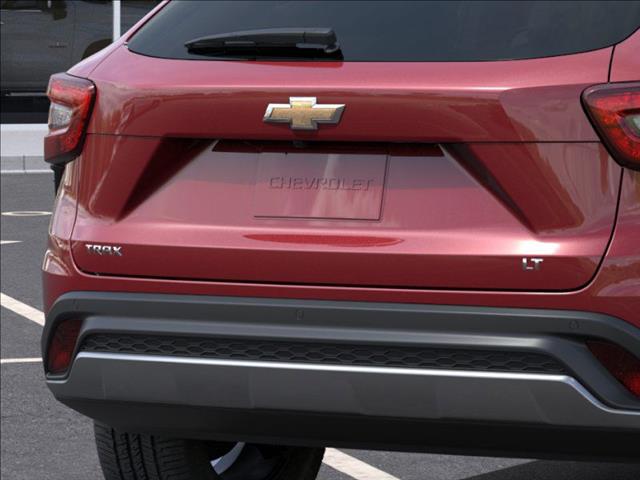 2025 Chevrolet Trax LT - Photo 14