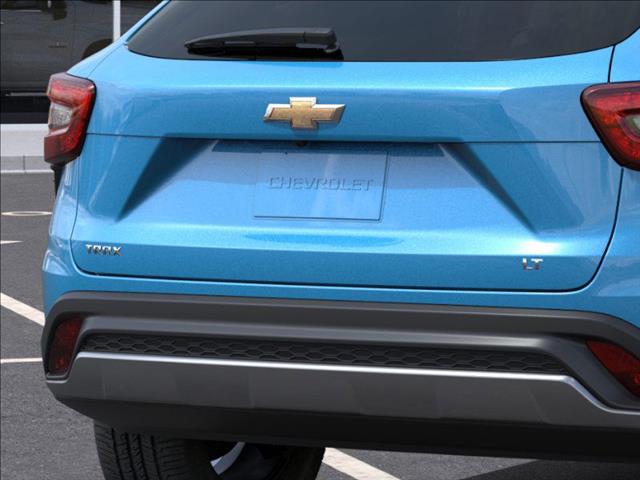 2025 Chevrolet Trax LT - Photo 14
