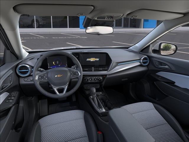 2025 Chevrolet Trax LT - Photo 15