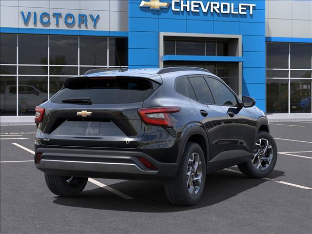 2025 Chevrolet Trax LT - Photo 4