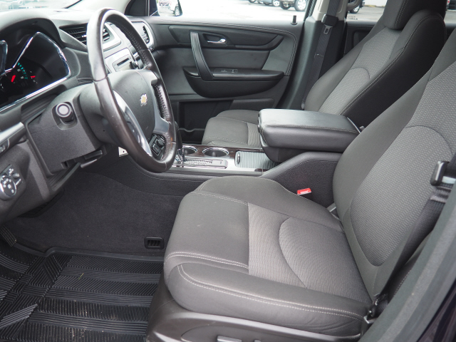 2017 Chevrolet Traverse LT - Photo 6