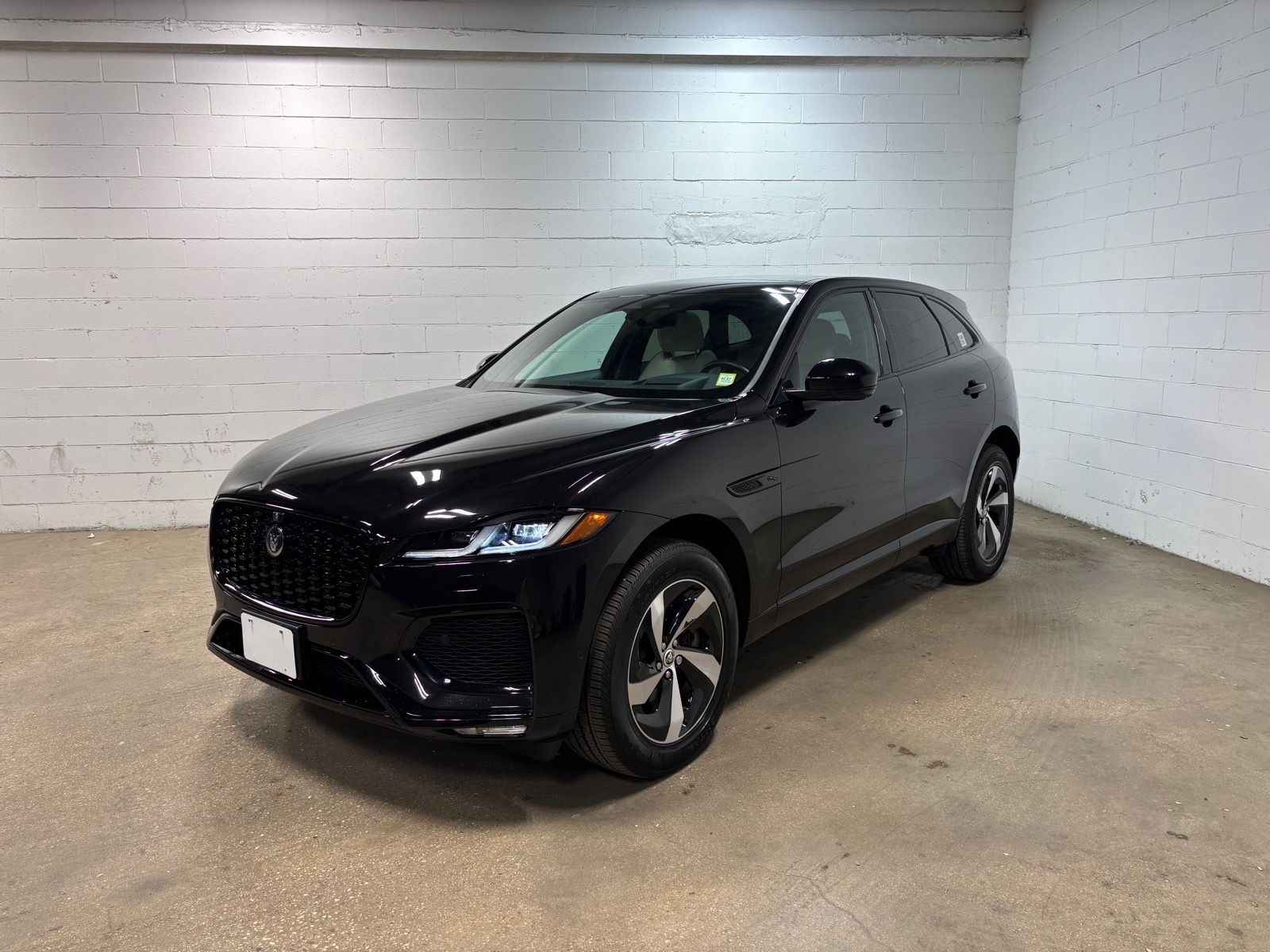 Santorini Black 2026 Jaguar F-PACE SUV / Crossover All-Wheel Drive 8-Speed Automatic