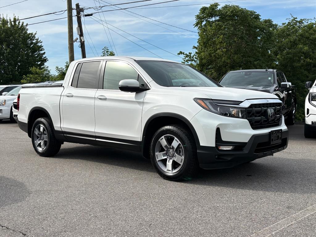 Platinum White Pearl 2024 Honda Ridgeline Pickup Truck All-Wheel Drive 9-Speed Automatic