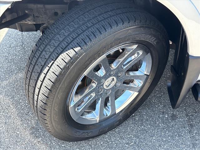 2012 Nissan Titan SL
