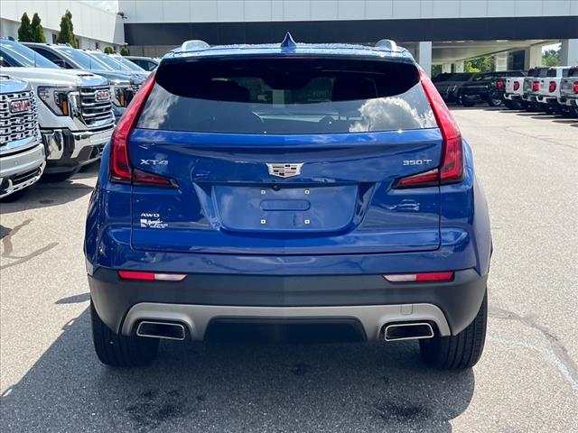 2023 Cadillac XT4 Premium Luxury