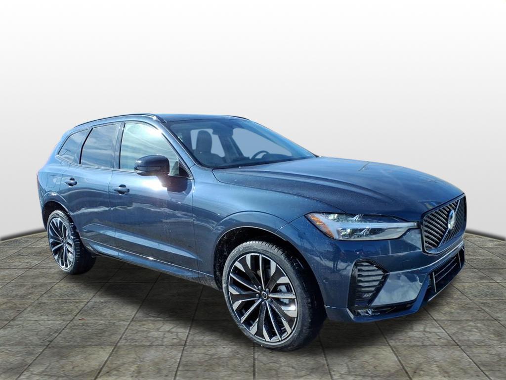 2026 Volvo XC60 B5 Ultra