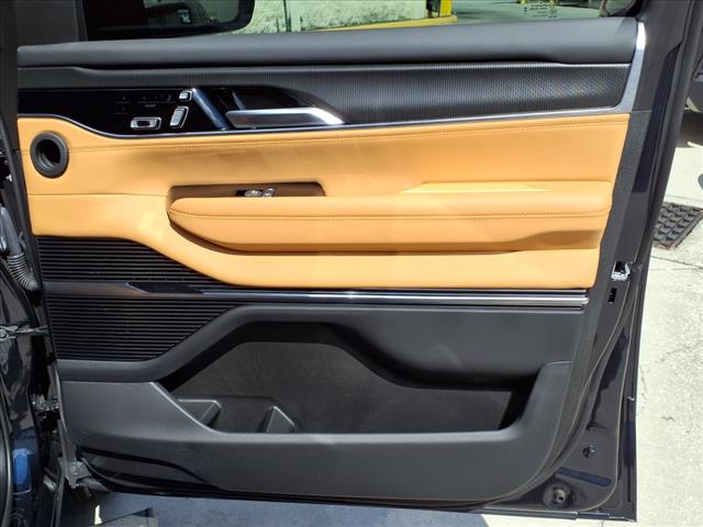 2024 Jeep Grand Wagoneer Series III