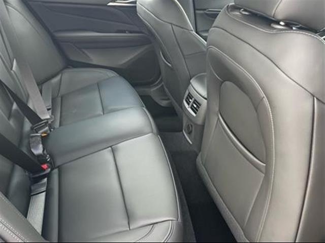 2025 Cadillac CT4 Luxury