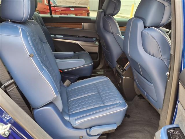 2026 Cadillac VISTIQ 
