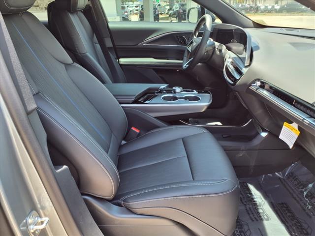 2025 Cadillac LYRIQ Luxury