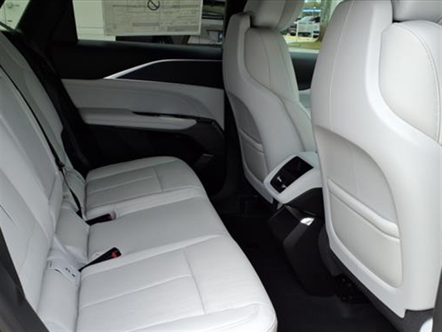 2025 Cadillac LYRIQ Luxury