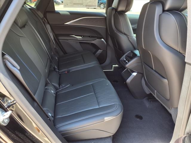2025 Cadillac LYRIQ Sport