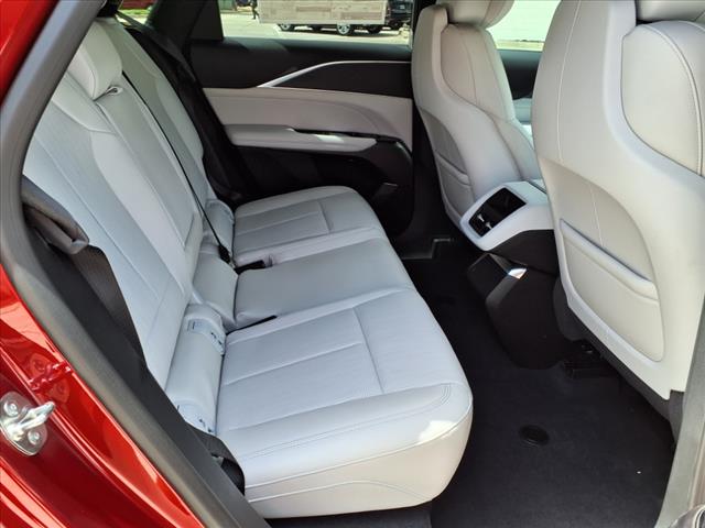 2025 Cadillac LYRIQ Sport