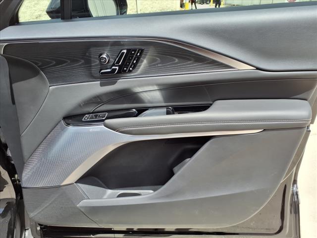 2025 Cadillac LYRIQ Sport