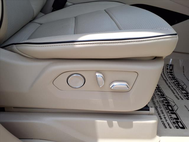 2024 Cadillac Escalade Premium Luxury