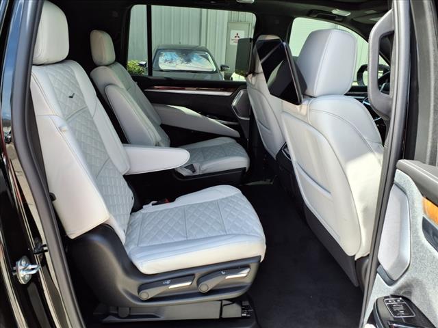 2025 Cadillac Escalade ESV Premium Luxury Platinum