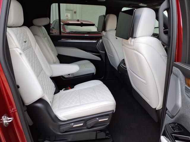 2025 Cadillac Escalade ESV Sport Platinum