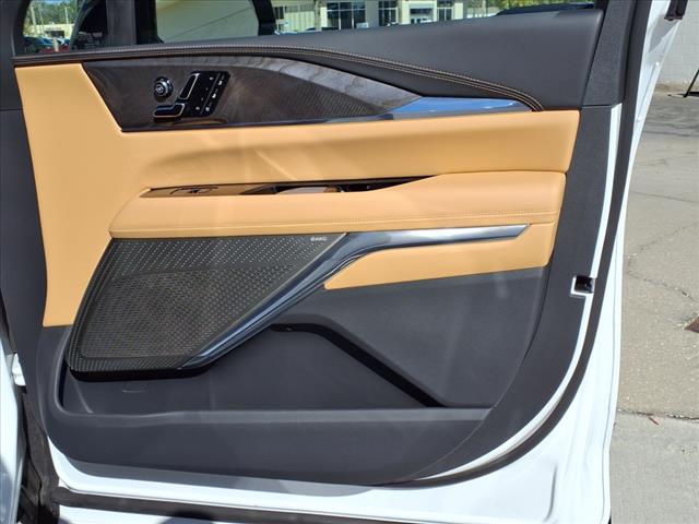 2025 Cadillac Escalade IQ Sport 2