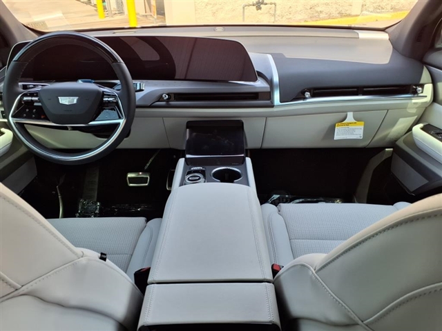 2026 Cadillac VISTIQ 