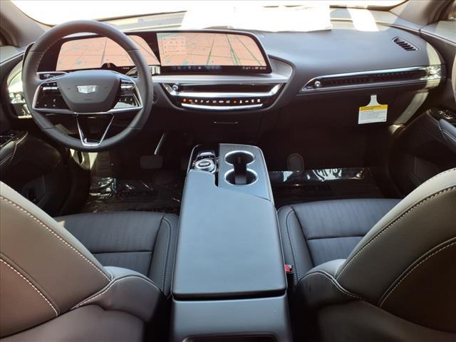 2025 Cadillac LYRIQ Sport