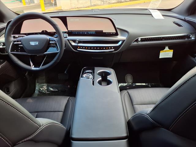 2025 Cadillac LYRIQ Sport